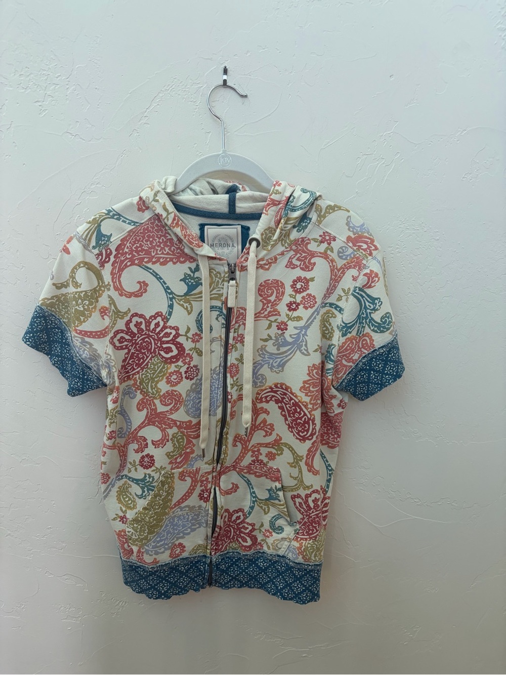 Merona Cream Paisley Short-Sleeve Zip Hoodie with Blue Trim